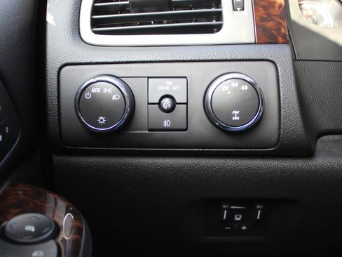 Used 2012 GMC Sierra 3500 Denali image 32