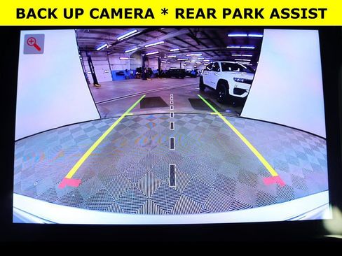 New 2025 Jeep Grand Cherokee Limited image 11