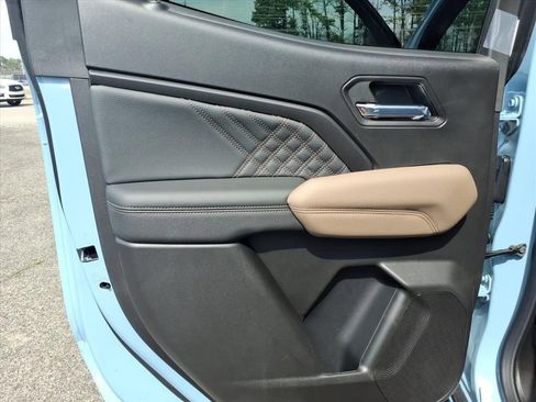 New 2026 GMC Canyon Denali image 17