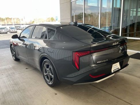 Used 2025 Kia K4 LXS image 17