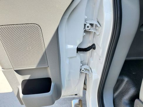Used 2007 Ford F150 XL RWD image 19
