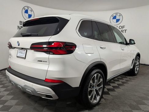 New 2026 BMW X5 xDrive40i w/ Premium Package AWD/4WD image 6