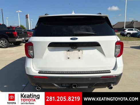 Used 2023 Ford Explorer ST-Line w/ Class IV Trailer Tow Package RWD image 4