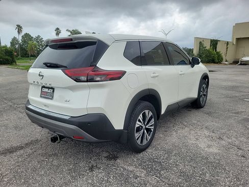 Used 2021 Nissan Rogue SV FWD image 6