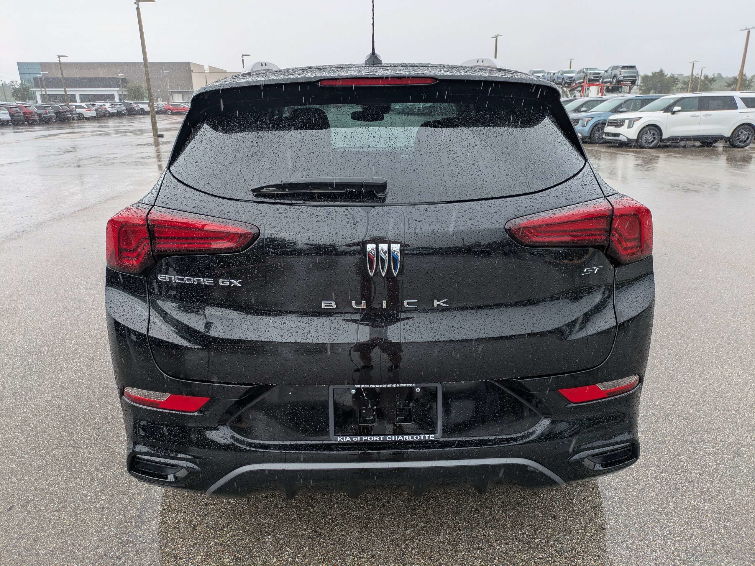 Used 2024 Buick Encore GX Sport Touring w/ Comfort Package FWD image 5