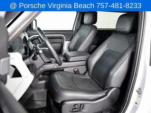 Used 2023 Land Rover Defender 90 S image 20