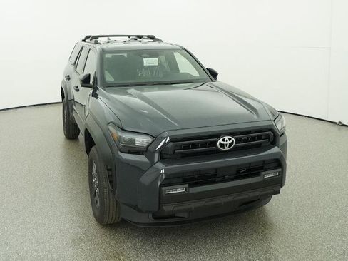 New 2026 Toyota 4Runner SR5 image 32