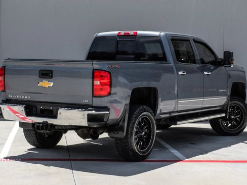 Used 2015 Chevrolet Silverado 2500 LTZ w/ Duramax Plus Package AWD/4WD image 11