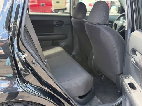Used 2009 Scion xB FWD image 49