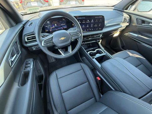 New 2026 Chevrolet Traverse LT image 16