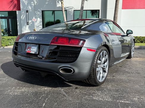 Used 2010 Audi R8 V10 AWD/4WD image 18