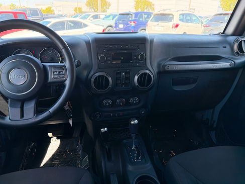 Used 2015 Jeep Wrangler Unlimited Sport w/ Quick Order Package 24S image 18