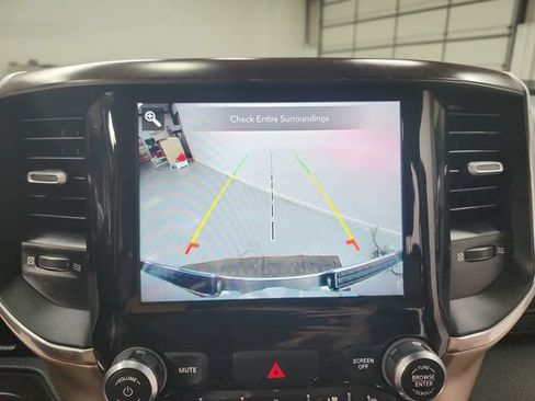 Used 2021 RAM 1500 Laramie AWD/4WD image 29