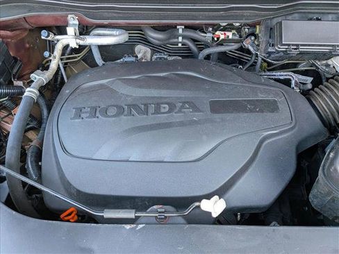 Used 2021 Honda Pilot Touring image 25