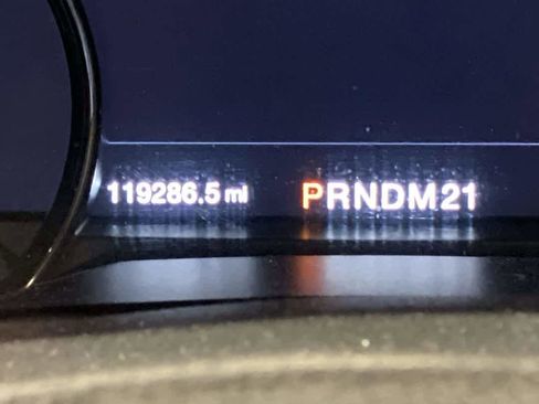 Used 2016 Ford F150 Lariat w/ Equipment Group 502A Luxury image 18