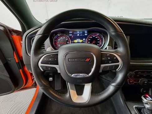 Used 2018 Dodge Charger R/T image 13