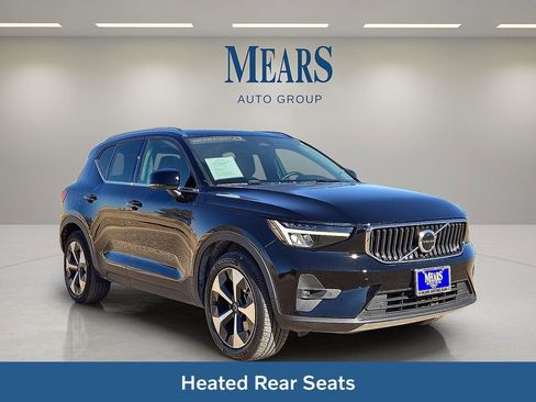 Certified 2023 Volvo XC40 B5 Plus w/ Protection Package Premier image 9