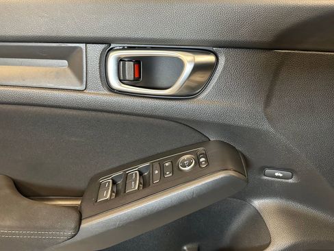Used 2022 Honda Civic Sport image 18
