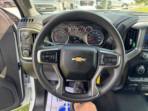 Used 2020 Chevrolet Silverado 1500 LT w/ Remote Start Package AWD/4WD image 28