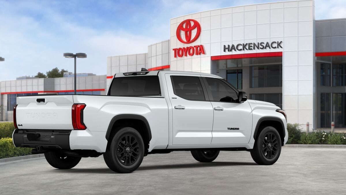 Used 2026 Toyota Tundra Limited AWD/4WD image 10