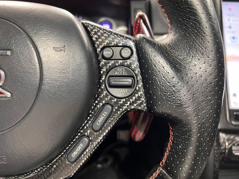 Used 2010 Nissan GT-R Premium AWD/4WD image 20