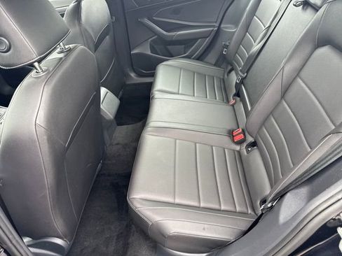 Certified 2024 Volkswagen Jetta SE image 29