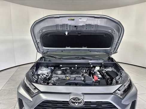 Used 2025 Toyota RAV4 XLE w/ Convenience Package FWD image 18