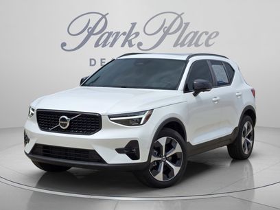 Used 2026 Volvo XC40 B5 Plus w/ Protection Package Premier