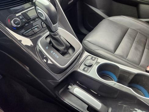 Used 2014 Ford Escape Titanium w/ Equipment Group 401A image 25