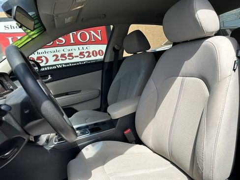 Used 2016 Kia Optima LX image 5