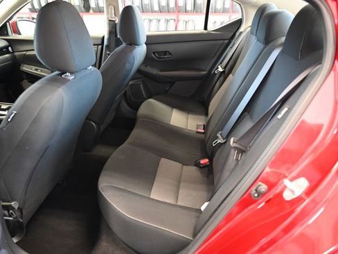 Used 2024 Nissan Sentra SV FWD image 12