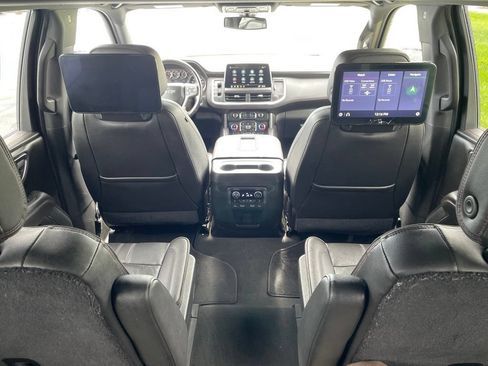 Used 2021 Chevrolet Tahoe RST w/ Luxury Package AWD/4WD image 22