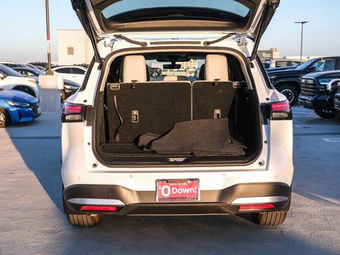 Used 2026 INFINITI QX60 Luxe w/ Cargo Package FWD image 30
