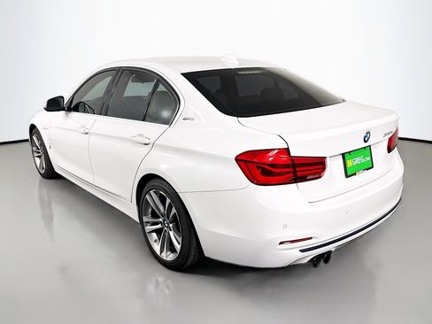Used 2017 BMW 330e image 7