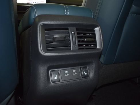Certified 2026 Nissan Murano Platinum w/ Cargo Package AWD/4WD image 34