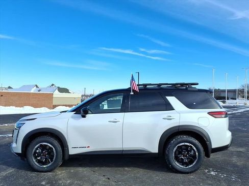 New 2026 Nissan Pathfinder Rock Creek w/ Rock Creek Premium Package image 4