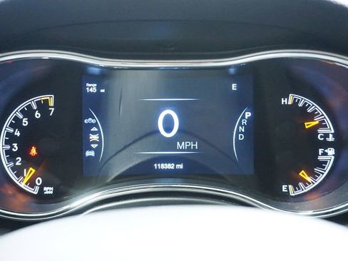 Certified 2019 Jeep Grand Cherokee Limited w/ Luxury Group II image 46