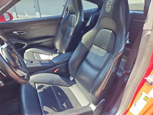 Used 2019 Porsche 911 Turbo S AWD/4WD image 5