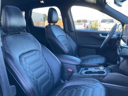 Used 2024 Ford Escape ST-Line Elite w/ Premium Technology Package image 49