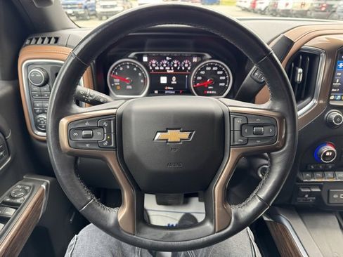 Used 2021 Chevrolet Silverado 1500 High Country image 22
