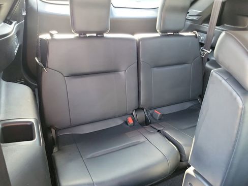 Used 2023 Mitsubishi Outlander SE FWD image 26