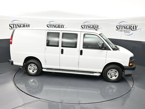 Used 2024 Chevrolet Express 2500 w/ Driver Convenience Package RWD image 28