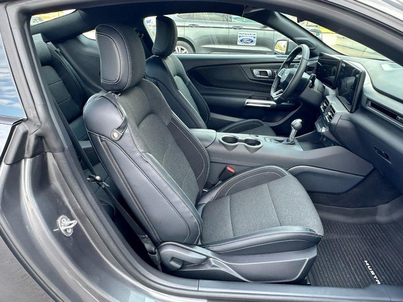 Used 2026 Ford Mustang Coupe RWD image 14