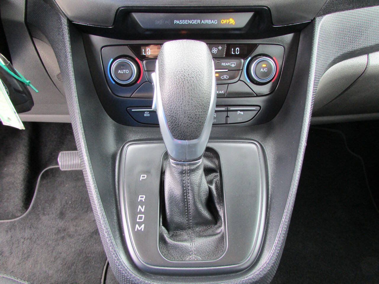 Used 2023 Ford Transit Connect XLT FWD image 23