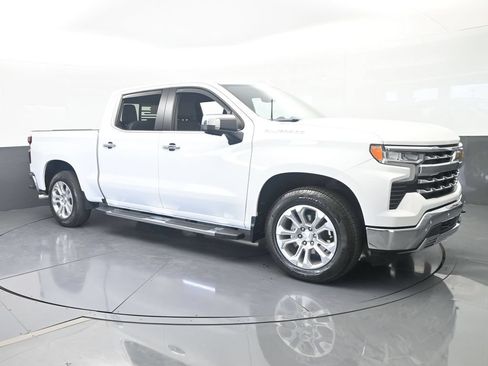 Used 2023 Chevrolet Silverado 1500 LTZ w/ Technology Package RWD image 8