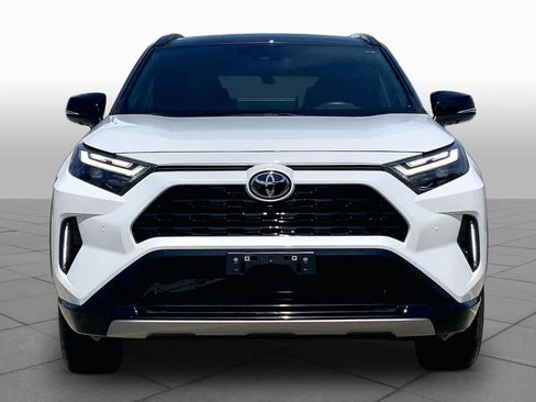 Certified 2025 Toyota RAV4 XSE w/ Advanced Technology Package AWD/4WD image 4