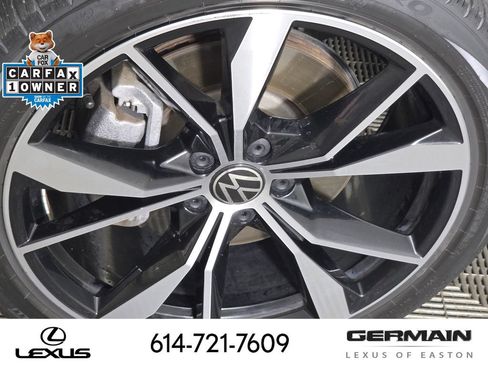 Used 2022 Volkswagen Tiguan SEL R-Line AWD/4WD image 12