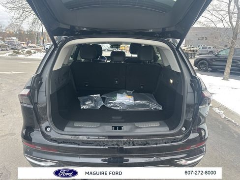 New 2026 Lincoln Nautilus Premier image 11