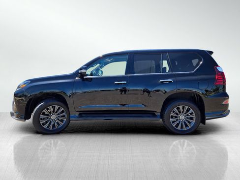 Used 2021 Lexus GX 460 Premium w/ Accessory Package AWD/4WD image 10