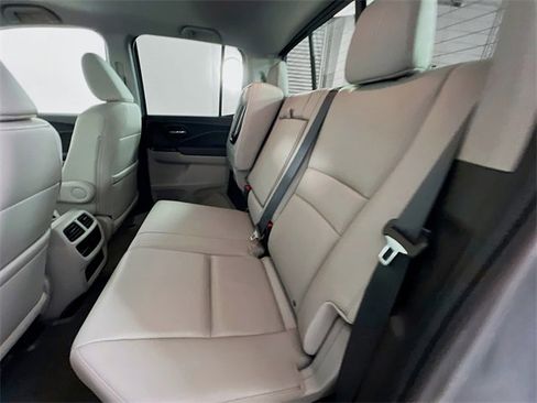 Used 2019 Honda Ridgeline RTL-T image 23